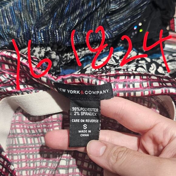 Vintage y2k patterned pink red checker plaid satin top - Picture 5 of 5